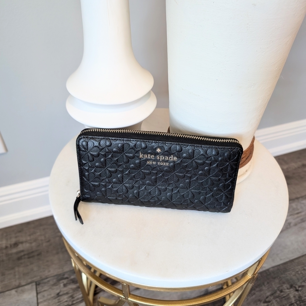 Kate Spade Hollie Spade Clover Embossed Black Wallet